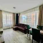Catalina Summerland Nord Mamaia