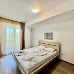 Catalina Summerland Nord Apartman Mamaia