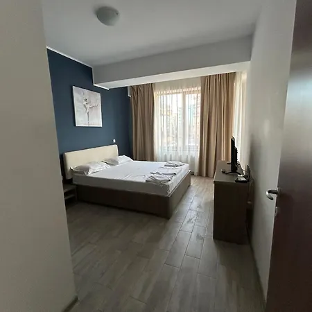 Catalina Summerland Nord * Мамая