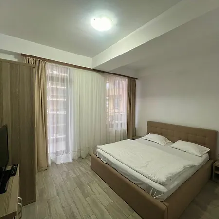 Catalina Summerland Nord * Мамая